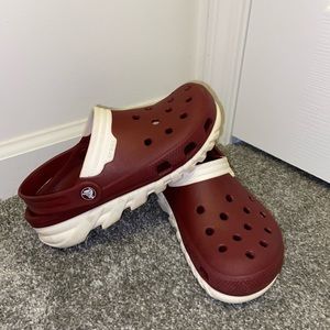 Dual comfort Crocs